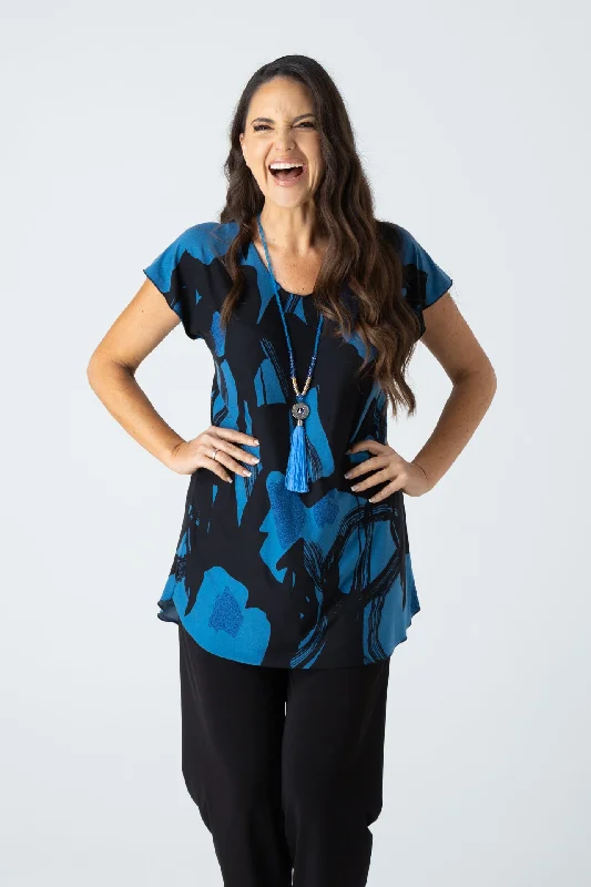 Weekend Specials to Cherish Deep Print Jersey Tunic Top