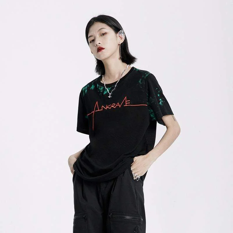 Price Slash Women's Grunge Tie-dye Embroidered Black Short Sleeved T-shirt