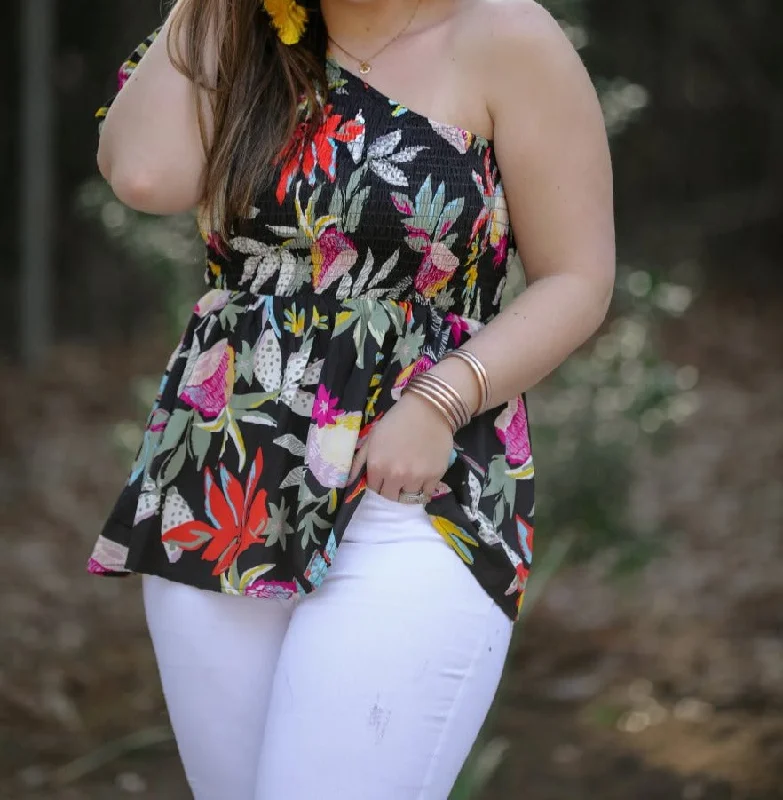 Discount Mania Summertime Bliss Floral Top