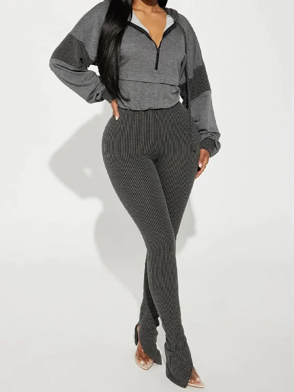 T049 grey