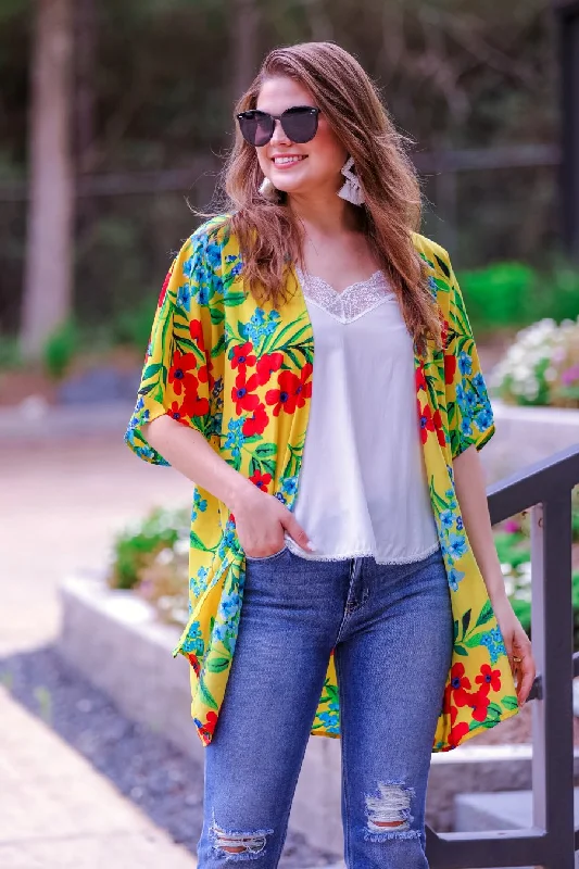 Massive Deal Walking On Sunshine Floral Kimono