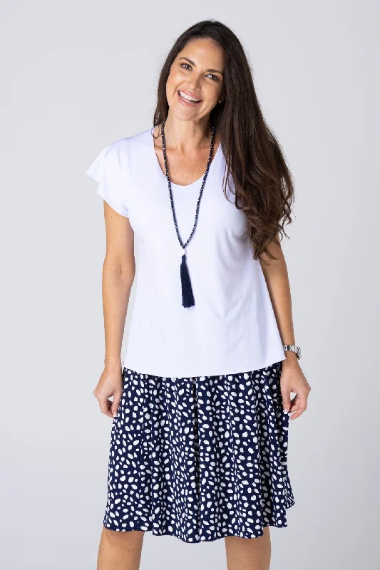 Weekend Discounts to Savor White jersey Shorter Skirt Length Top