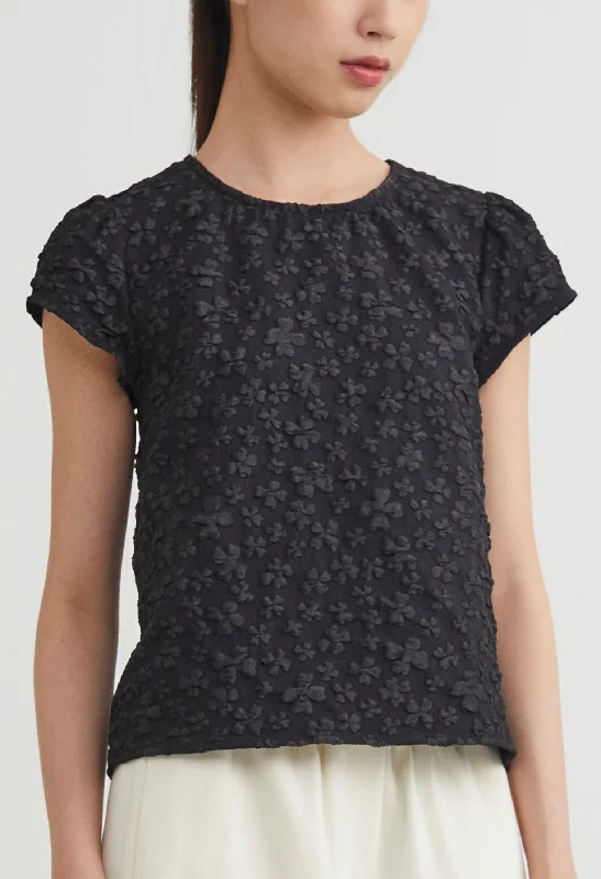 Weekend Bargains to Relish Floral Embossed Jacquared Top