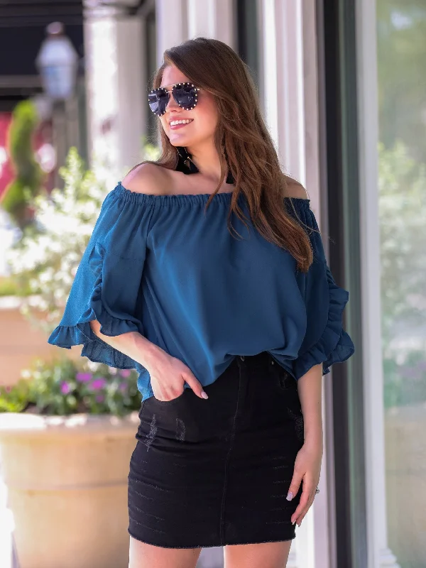 Weekend Deals That Dazzle Aruba Off the Shoulder Top