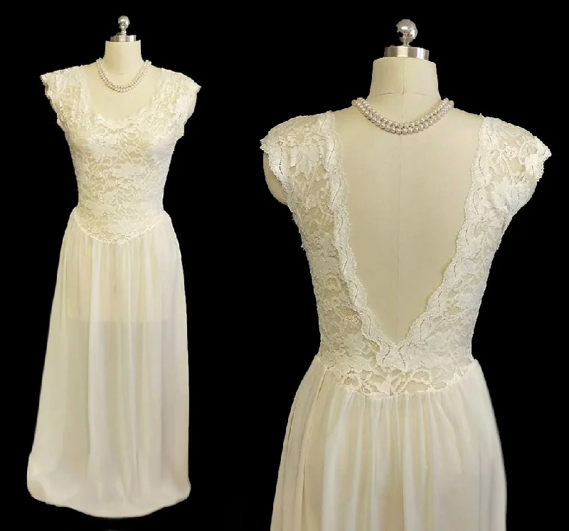 Stock Up *VINTAGE VICTORIA’S SECRET BRIDAL TROUSSEAU SPANDEX LACE NIGHTGOWN WITH BEAUTIFUL BACK IN MOONLIGHT - LARGE Stock Up *VINTAGE VICTORIA’S SECRET BRIDAL TROUSSEAU SPANDEX LACE NIGHTGOWN WITH BEAUTIFUL BACK IN MOONLIGHT - LARGE