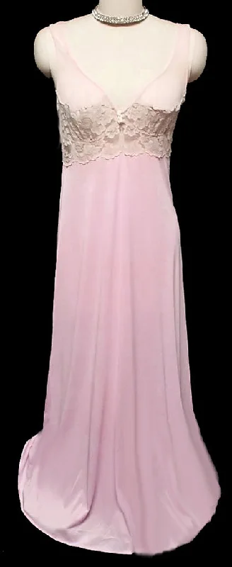Reduced Rates *VINTAGE GLYDONS OF HOLLYWOOD ECRU LACE TRIMMED PINK NIGHTGOWN