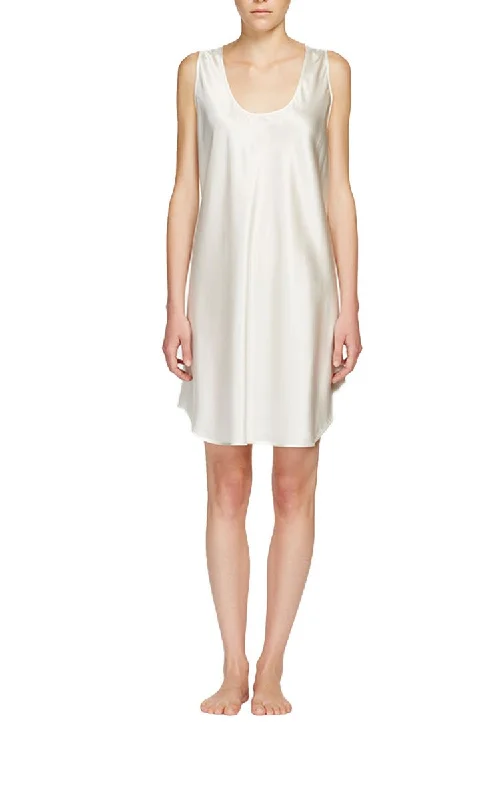 Amazing Value Ginia 100% Silk Chemise with Round Neck in Creme 5009