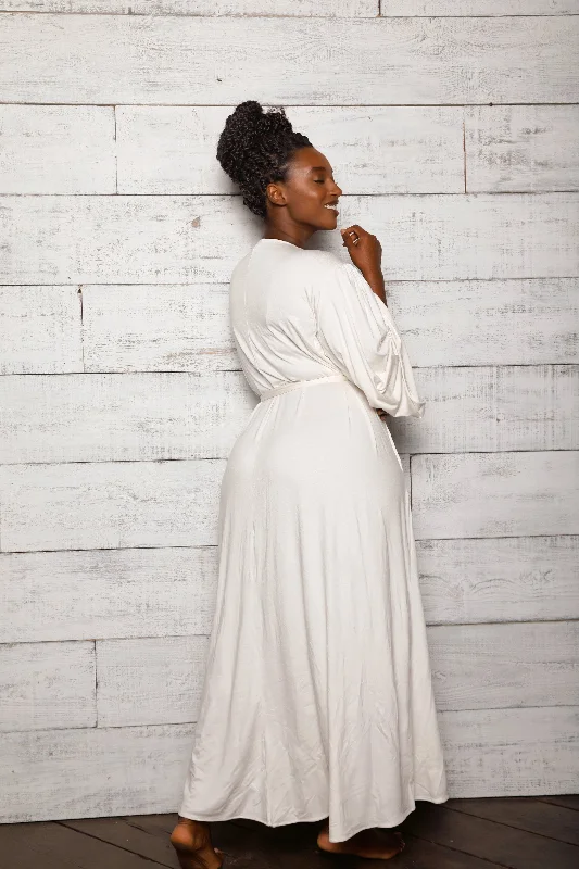 Super Savings PLUS SIZE CREAM ROBE