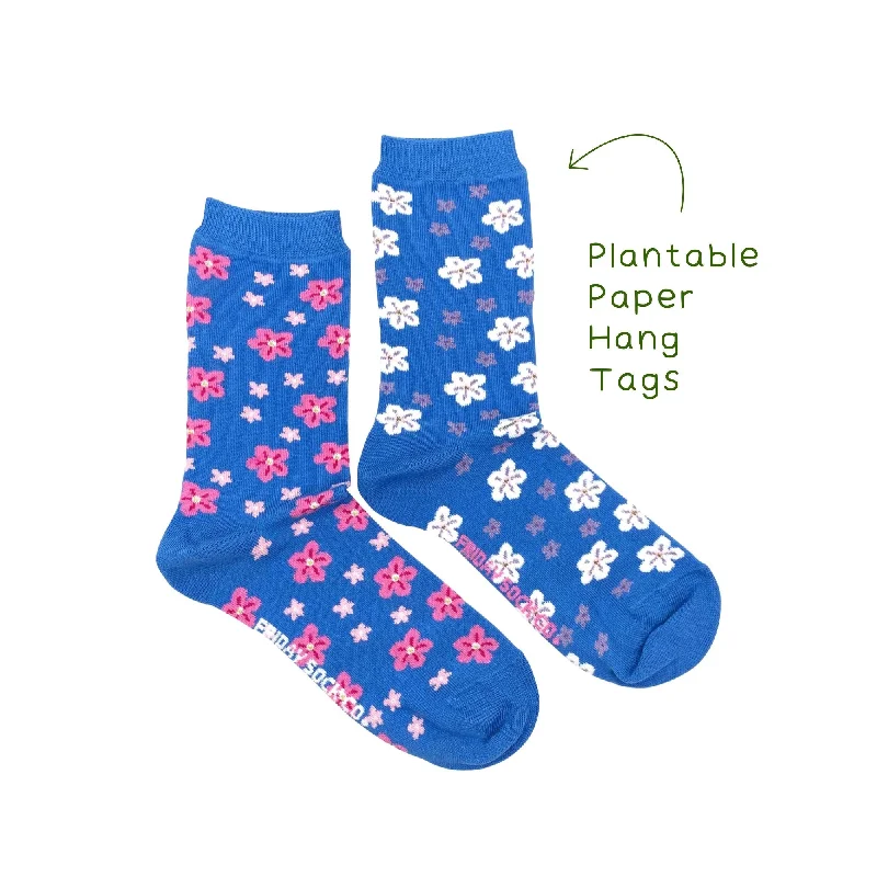 Weekend Discounts to Indulge In Petunia & Pentas Mismatched Socks