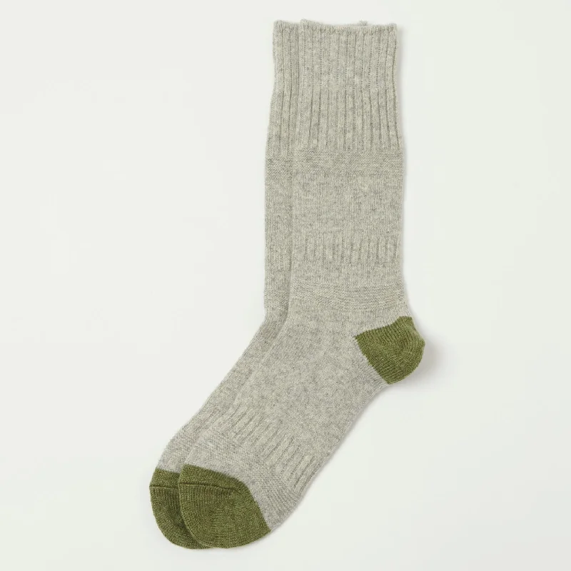 Weekend Offers That Delight RoToTo Guernsey Pattern Crew Sock - Light Grey/Green
