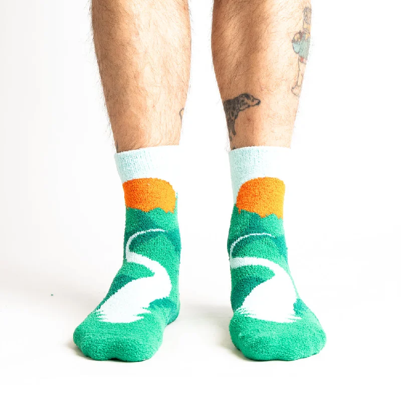 Weekend Bargains to Love The Mountains Are Calling | Slipper Socks