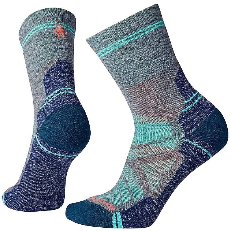 Weekend Bargains to Snag Women's Hike Light Mid Crew