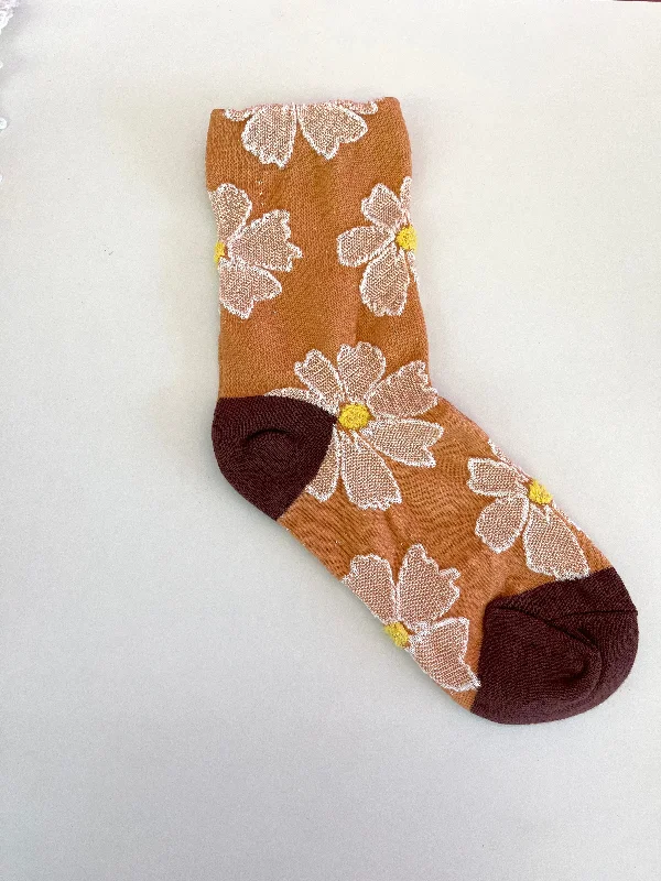 Weekend Savings Bonanza White Big Flower Socks Orange